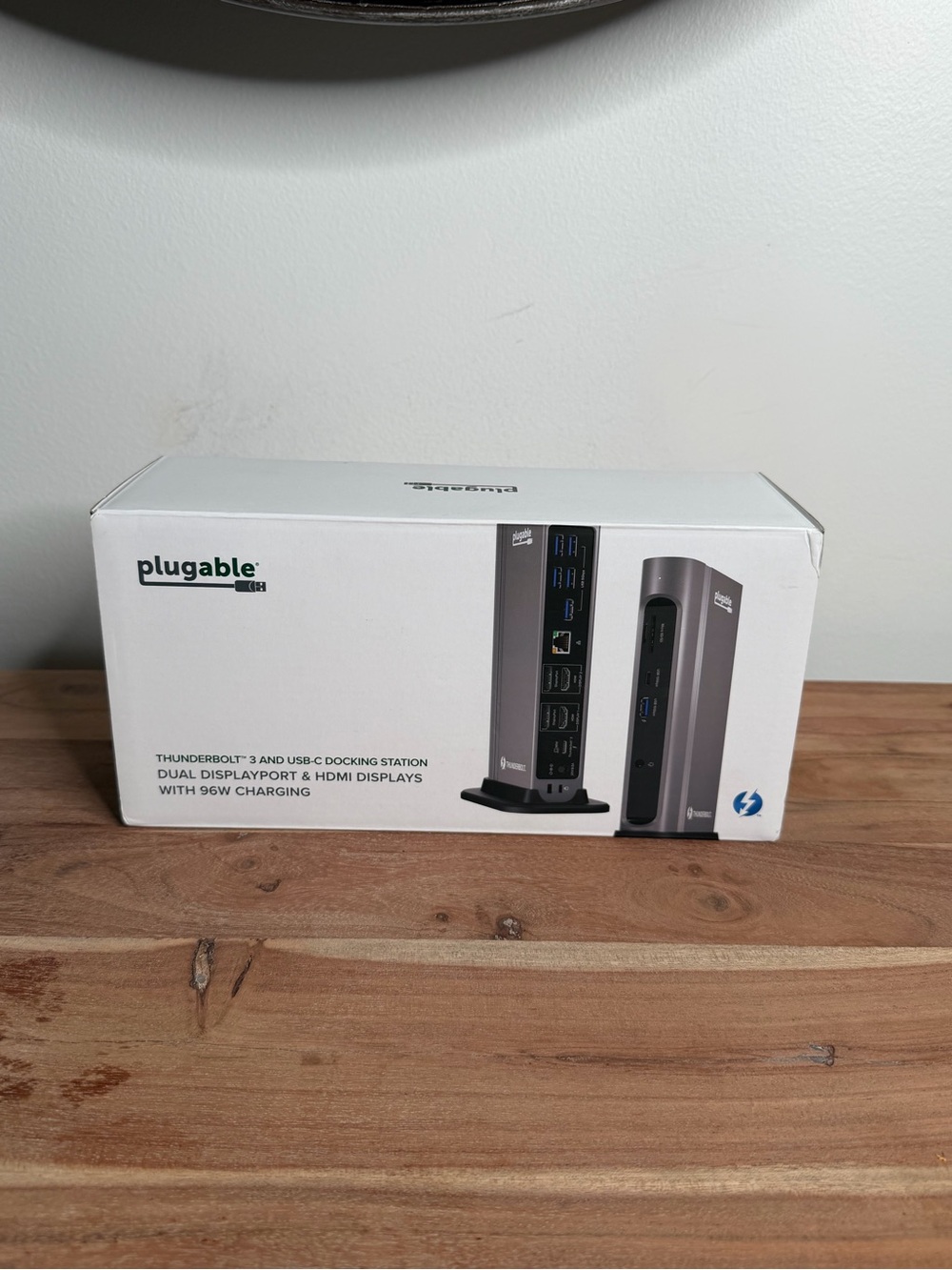 Plugable Thunderbolt 3 / USB-C Docking Station - Silver